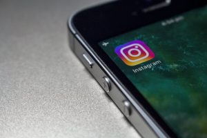Jak skutecznie oznaczyć kogoś na Instagramie